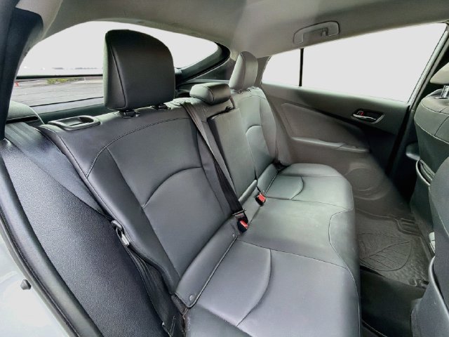 Used 2020 Toyota Prius XLE w/ Advanced Technology Package AWD/4WD image 19