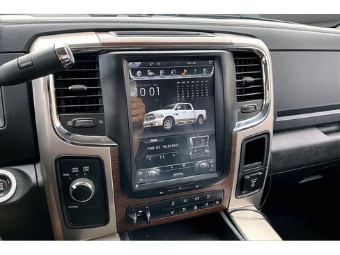 Used 2015 RAM 3500 Laramie AWD/4WD image 9