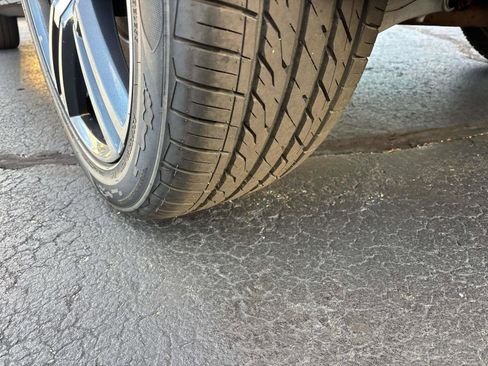 Used 2018 Volvo XC60 T6 Momentum w/ Advanced Package image 14