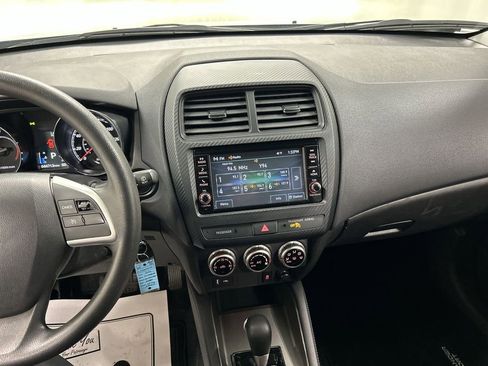 Used 2022 Mitsubishi Outlander Sport ES image 18