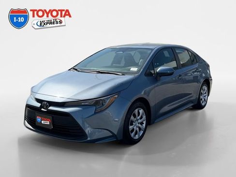 Certified 2024 Toyota Corolla LE FWD image 1