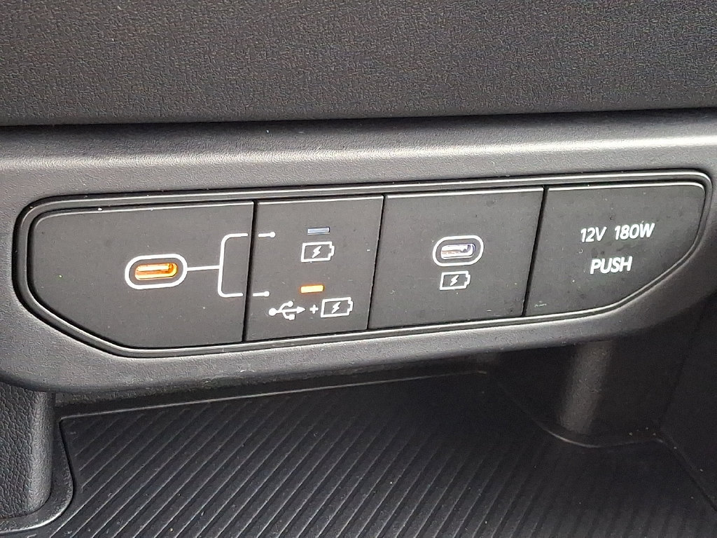 Used 2025 Kia K4 FWD image 23