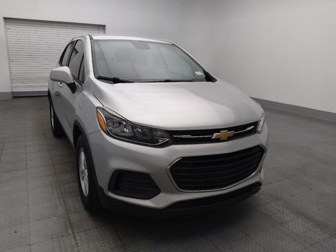 Used 2021 Chevrolet Trax LS w/ Tint and Cruise Package FWD image 14