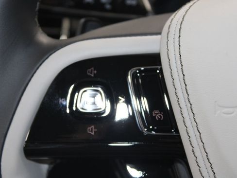 New 2026 Lincoln Aviator Reserve AWD/4WD image 36