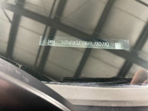 Used 2024 Chevrolet Equinox LS w/ LS Convenience Package image 26