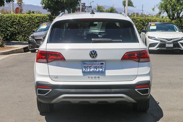 Used 2023 Volkswagen Taos SE FWD image 9