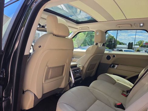 Used 2014 Land Rover Range Rover Sport HSE AWD/4WD image 19