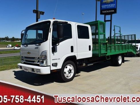 New 2025 Chevrolet Low Cab Forward image 4