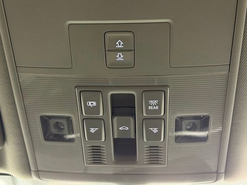 Used 2022 Volkswagen Atlas SE w/ Panoramic Sunroof Package image 28