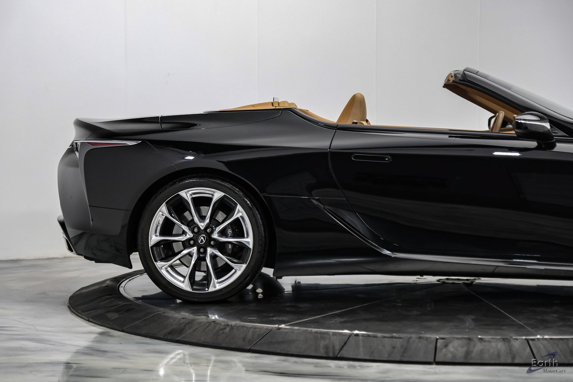 Used 2021 Lexus LC 500 Convertible w/ Touring Package RWD image 27