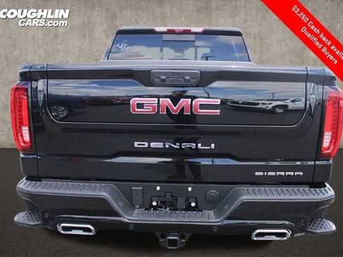 New 2025 GMC Sierra 1500 Denali image 9
