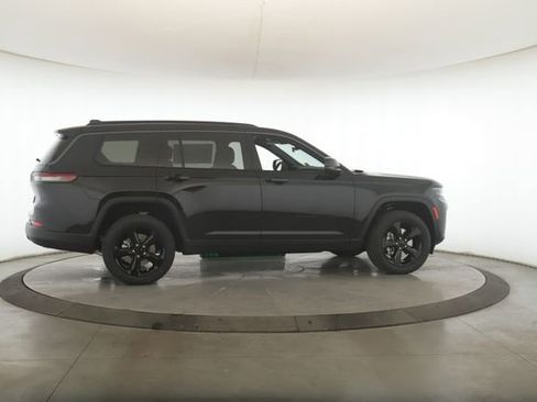 New 2026 Jeep Grand Cherokee L Limited w/ Limited Altitude Package image 6