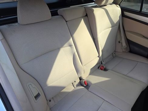 Used 2019 Subaru Outback 2.5i Premium w/ Popular Package #2 image 38