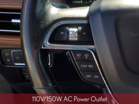 Used 2022 Lincoln Nautilus Reserve image 22