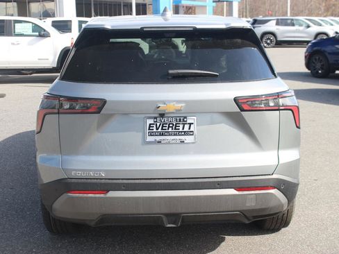 New 2026 Chevrolet Equinox LT image 6