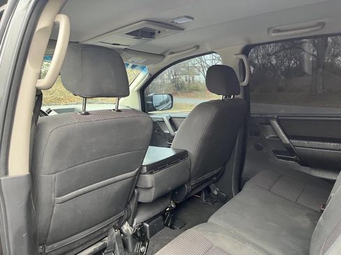 Used 2008 Nissan Titan XE image 11