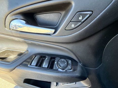 Certified 2023 Chevrolet Equinox Premier AWD/4WD image 24