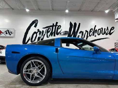 Used 2010 Chevrolet Corvette Coupe w/ Preferred Equipment Group image 4