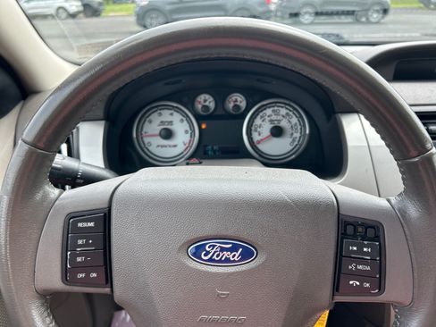 Used 2009 Ford Focus SES FWD image 20