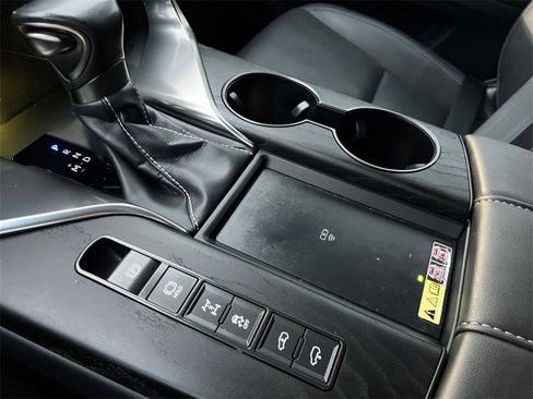 Used 2023 Lexus LX 600 4WD w/ Accessory Package (Z1) image 35