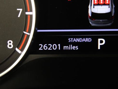 Certified 2024 Nissan Rogue SV FWD image 28