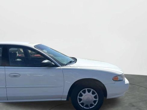 Used 2004 Buick Century Custom FWD image 30