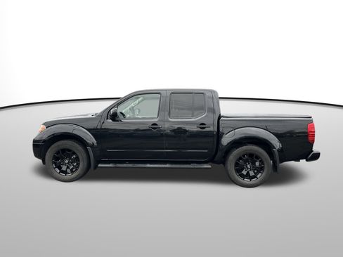 Used 2020 Nissan Frontier SV w/ Midnight Edition Floor Mats image 2