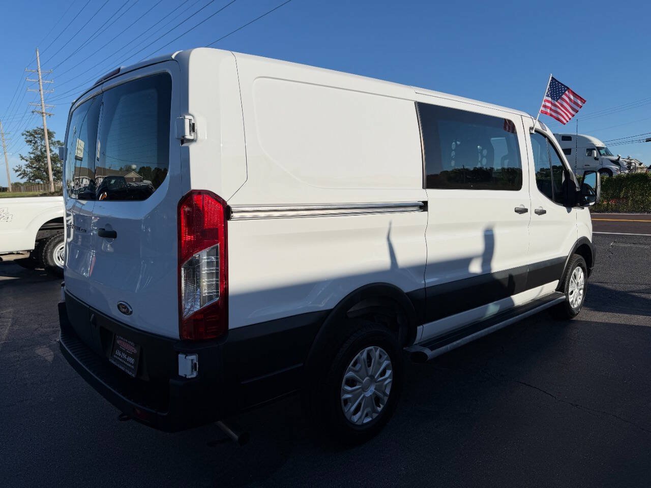 Used 2025 Ford Transit 250 Low Roof w/ Exterior Upgrade Package RWD image 6