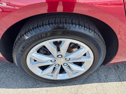 Used 2018 Chevrolet Impala LT w/ LT Leather Package FWD image 14