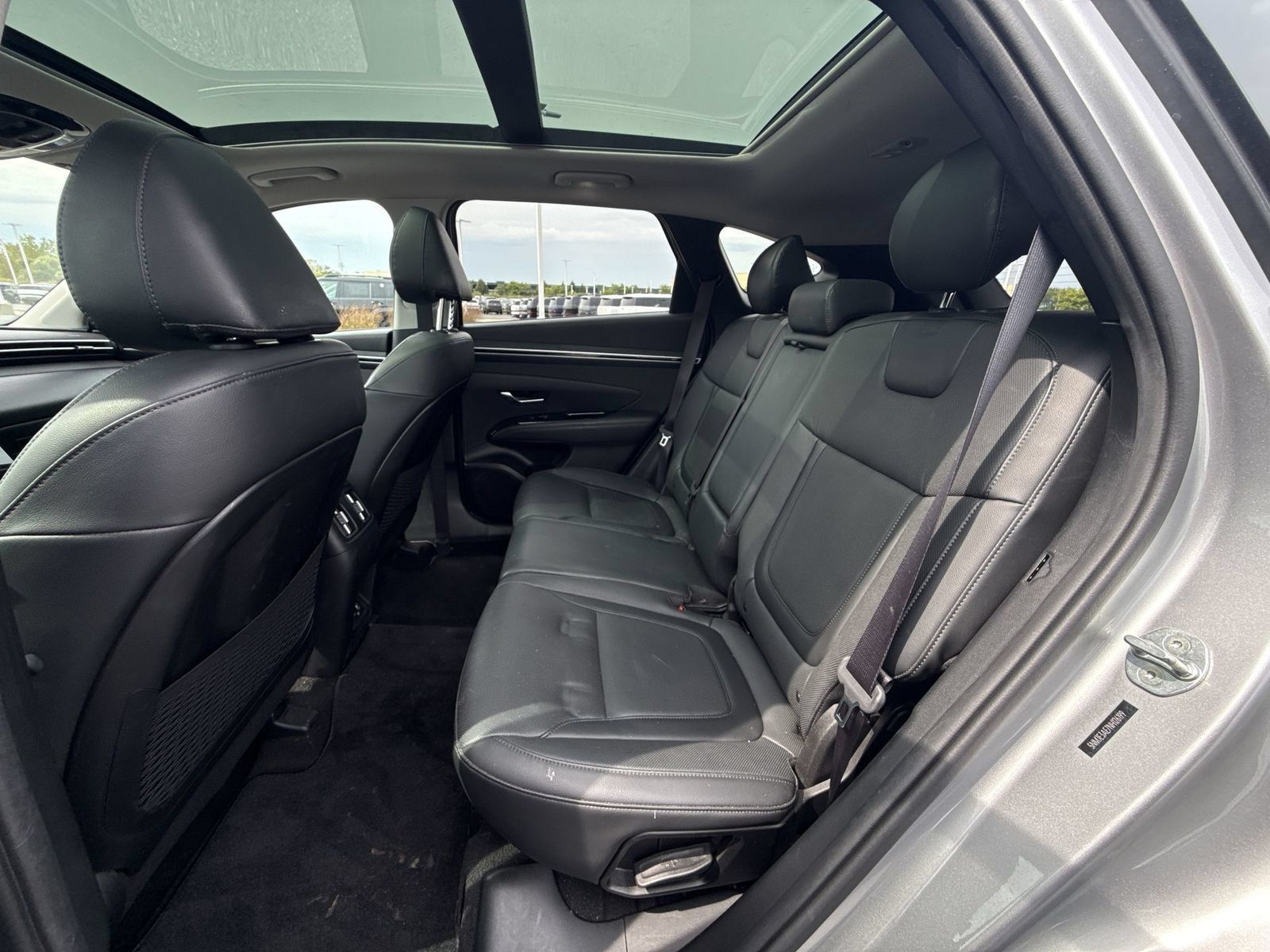 Certified 2022 Hyundai Tucson Limited FWD image 26