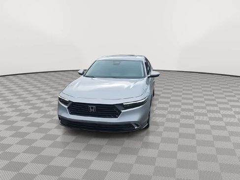 Certified 2023 Honda Accord EX image 3