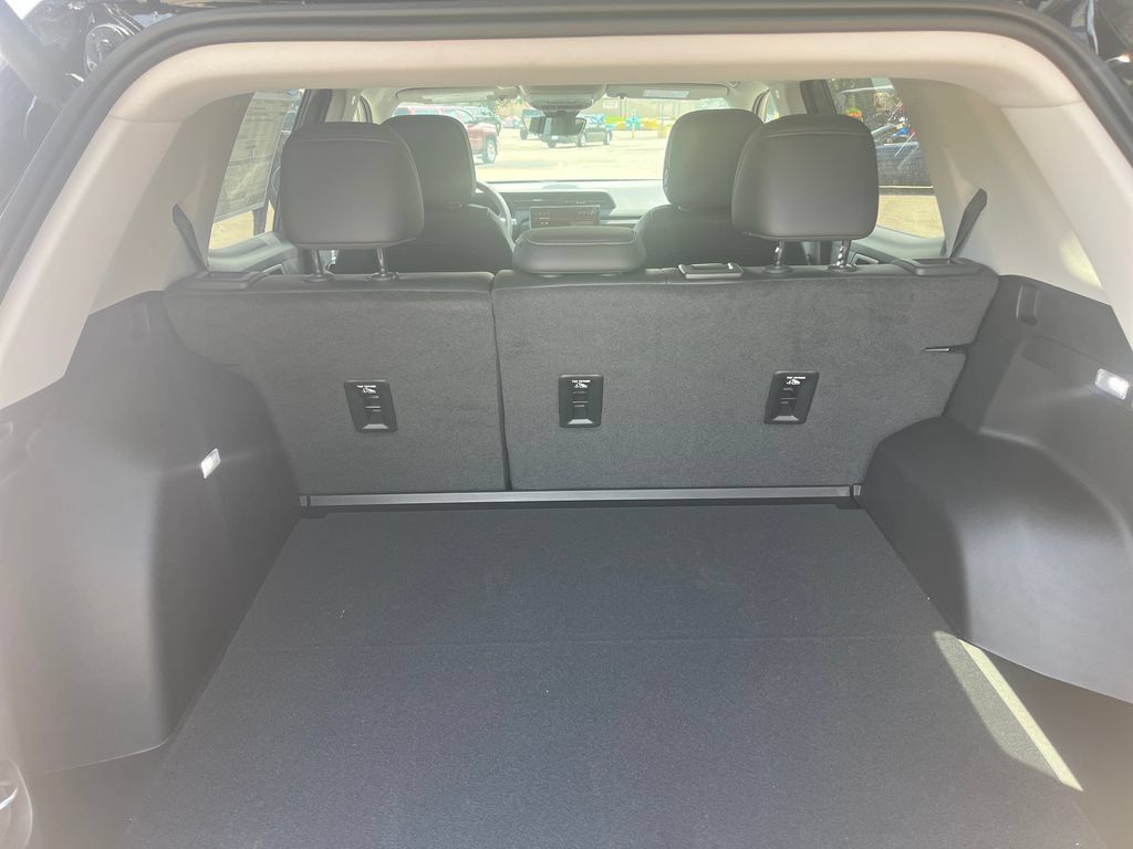 New 2026 GMC Terrain Denali w/ LPO, Floor Liner Package AWD/4WD image 17