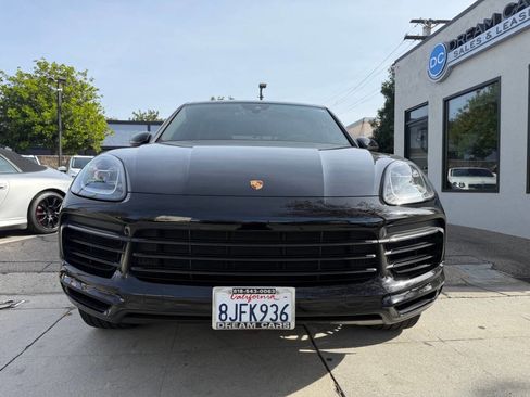 Used 2019 Porsche Cayenne image 3