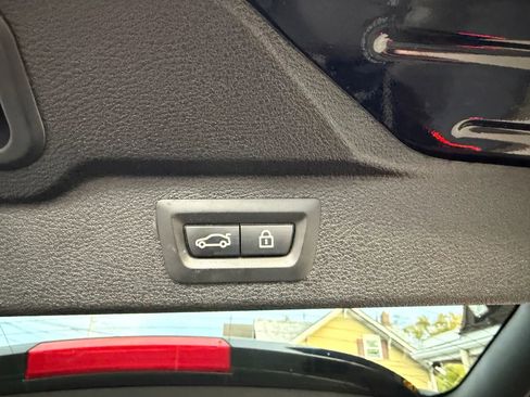 Used 2016 BMW X5 xDrive50i image 22