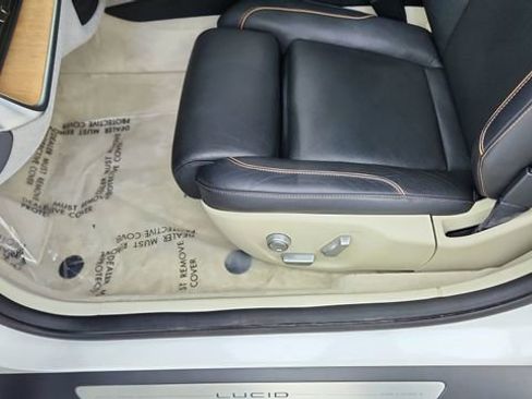 Used 2024 Lucid Air Touring image 33