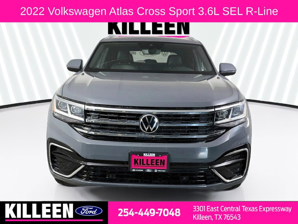 Used 2022 Volkswagen Atlas Cross Sport SEL R-Line AWD/4WD image 2