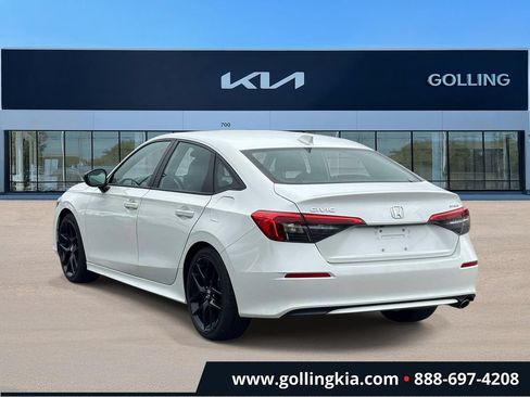 Used 2023 Honda Civic Sport image 4