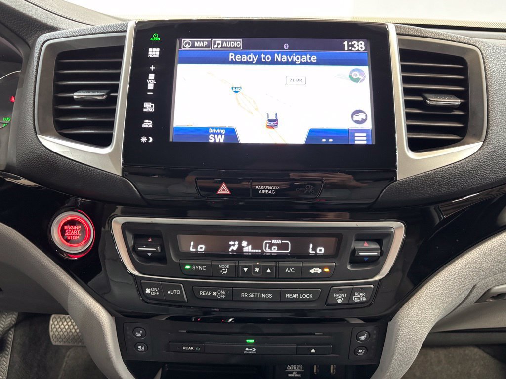 Used 2016 Honda Pilot Elite image 17