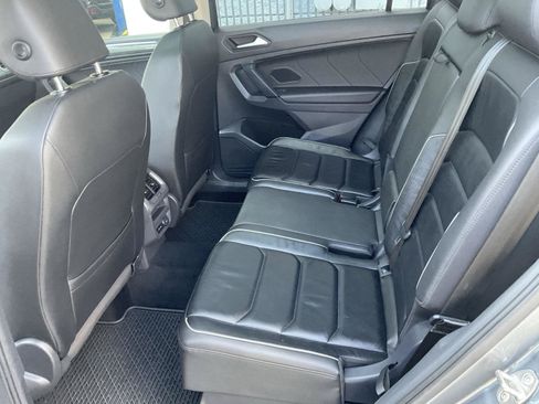 Used 2019 Volkswagen Tiguan SEL Premium AWD/4WD image 10