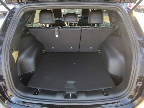 New 2026 Jeep Compass Latitude image 14