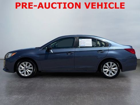 Used 2017 Subaru Legacy 2.5i Premium AWD/4WD image 6