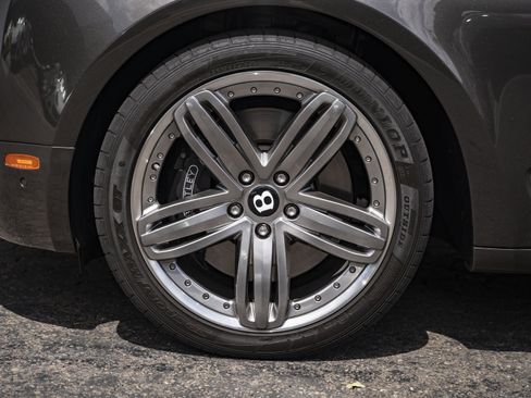 Used 2013 Bentley Mulsanne RWD image 14