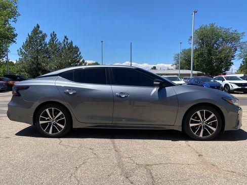 Used 2021 Nissan Maxima 3.5 SV w/ Floor Mat Group FWD image 6
