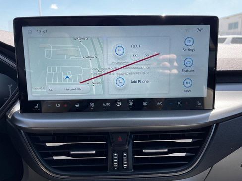 New 2025 Ford Escape SE image 15