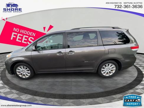 Used 2014 Toyota Sienna LE image 10