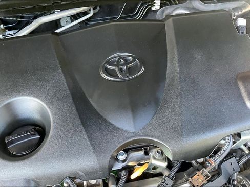 Used 2021 Toyota Camry SE image 66