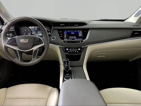 Used 2025 Cadillac XT5 Premium Luxury w/ Technology Package AWD/4WD image 7