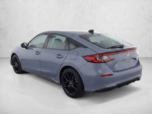 Used 2023 Honda Civic Sport image 5