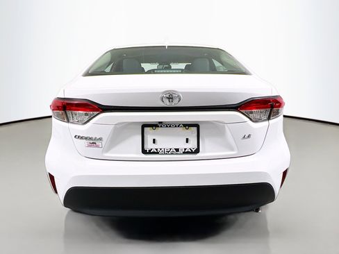Used 2025 Toyota Corolla LE FWD image 6