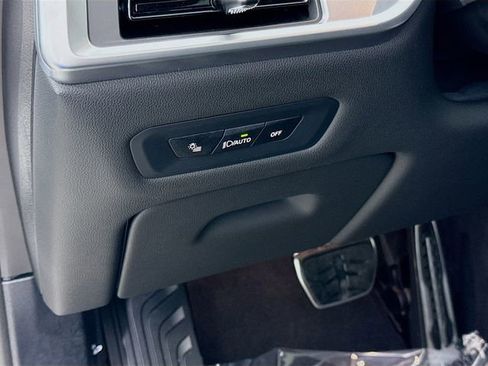 New 2026 BMW X5 xDrive50e w/ M Sport Package image 10